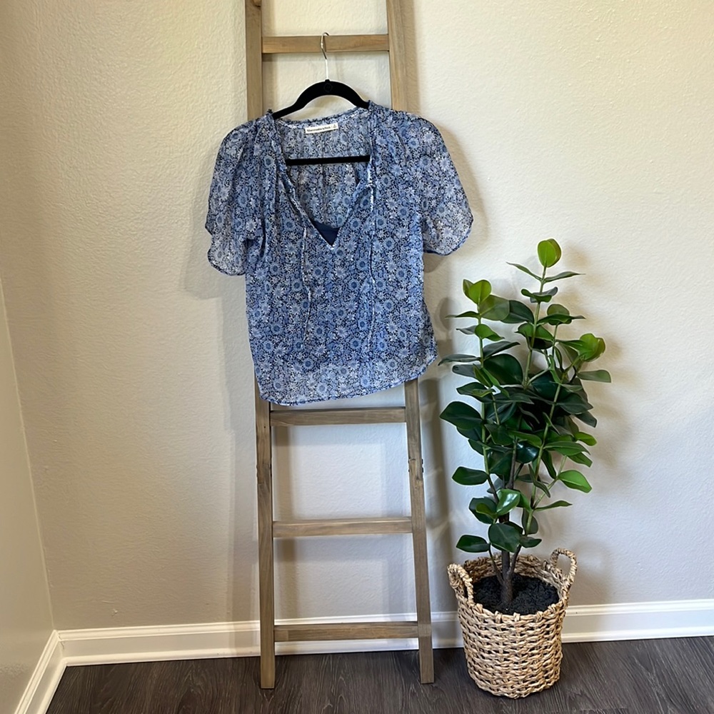 Abercrombie & Fitch Blue Floral Blouse